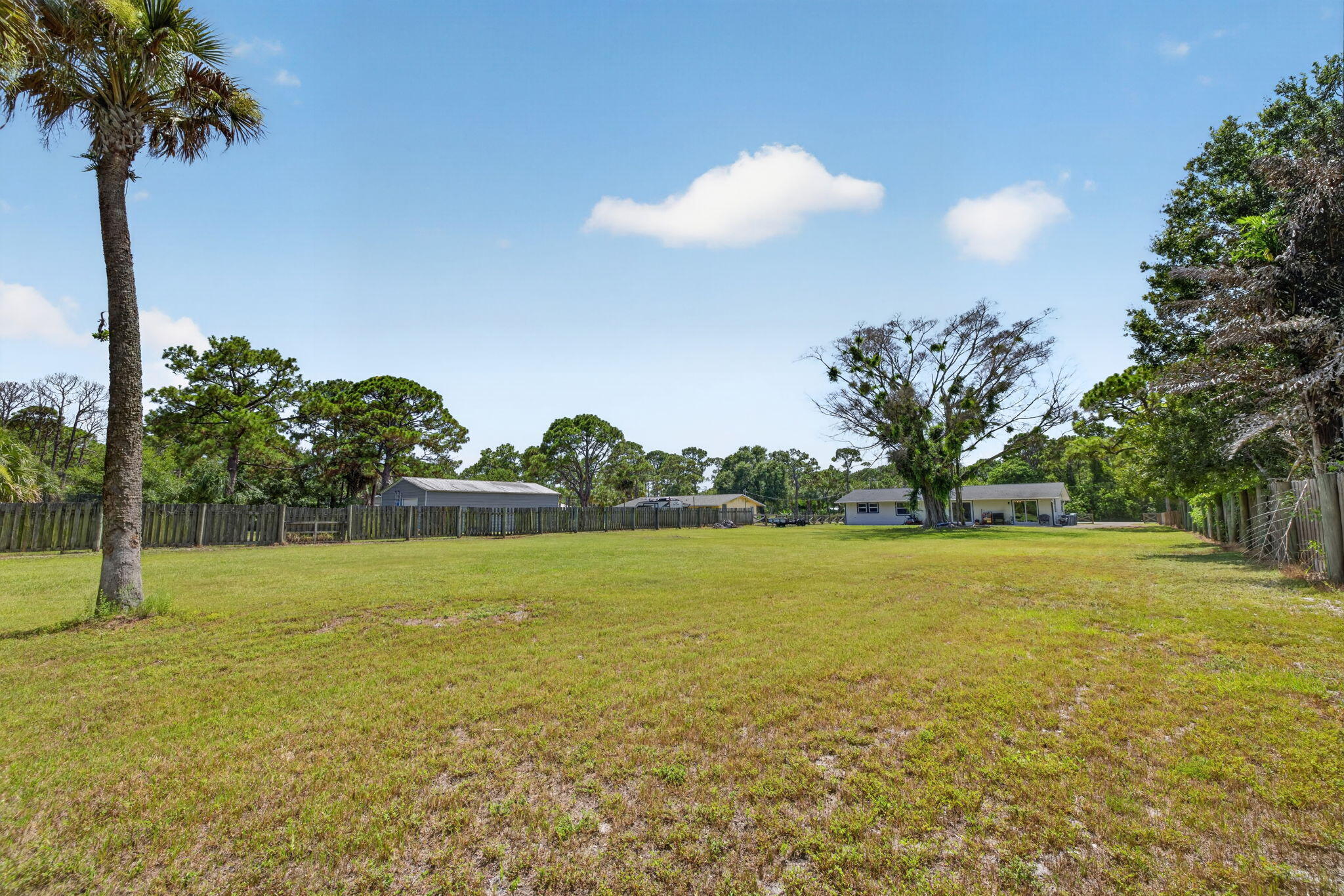 5912 Pinetree Drive Fort Pierce, FL 34982 - Photo 32 of 40 39-web-or-mls-3A5A1416