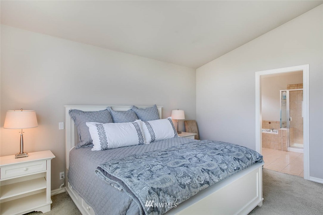 230 Chelan Avenue Northeast Renton, WA 98059 - Photo 22 of 25 Gallery Image 22
