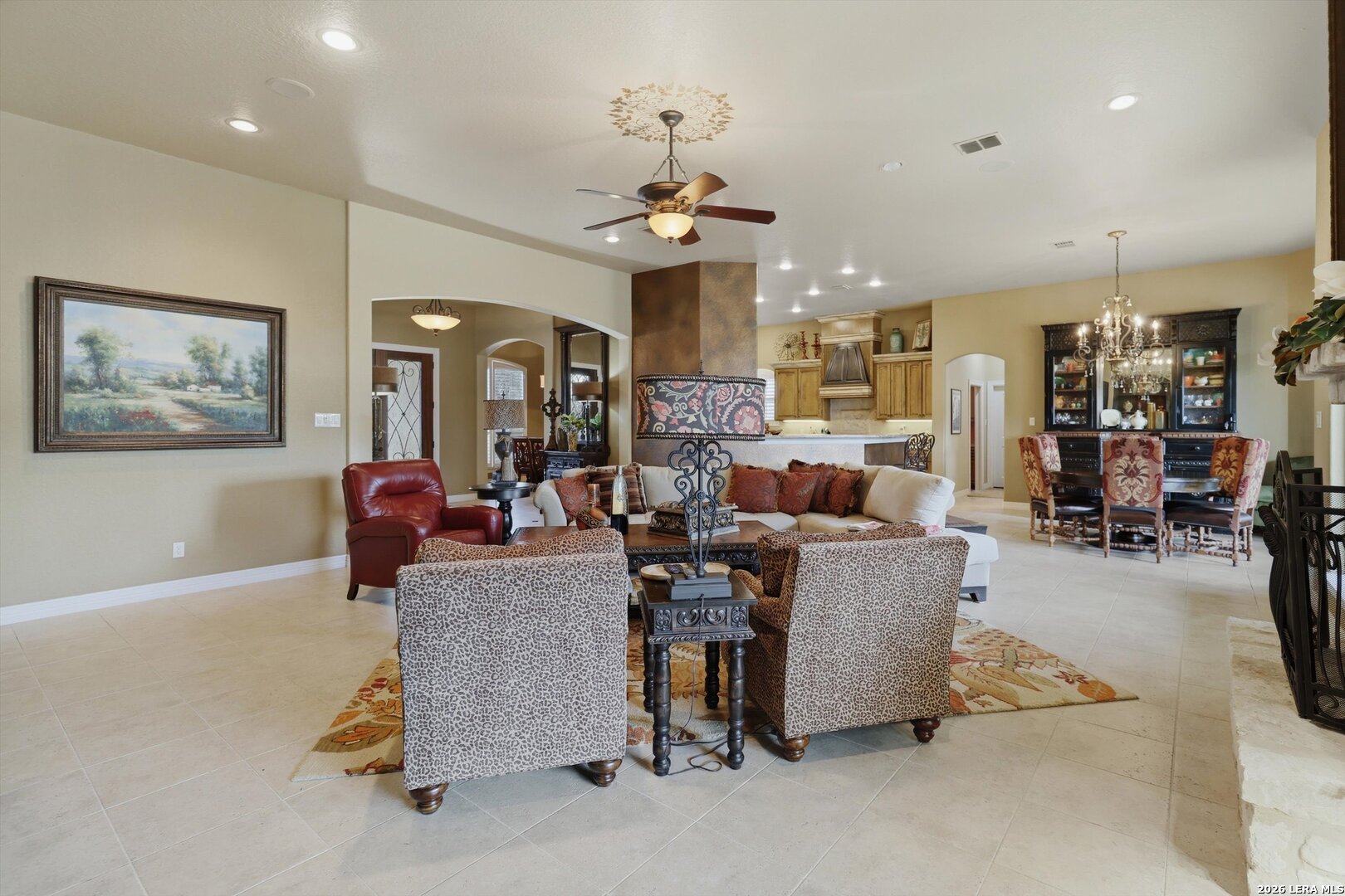 8123 Wild Wind Garden Ridge, TX 78266 - Photo 8 of 32