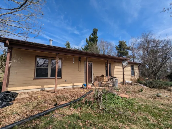 $25,000 | 8926 Valley Drive Southeast, Copper Hill, VA 24079