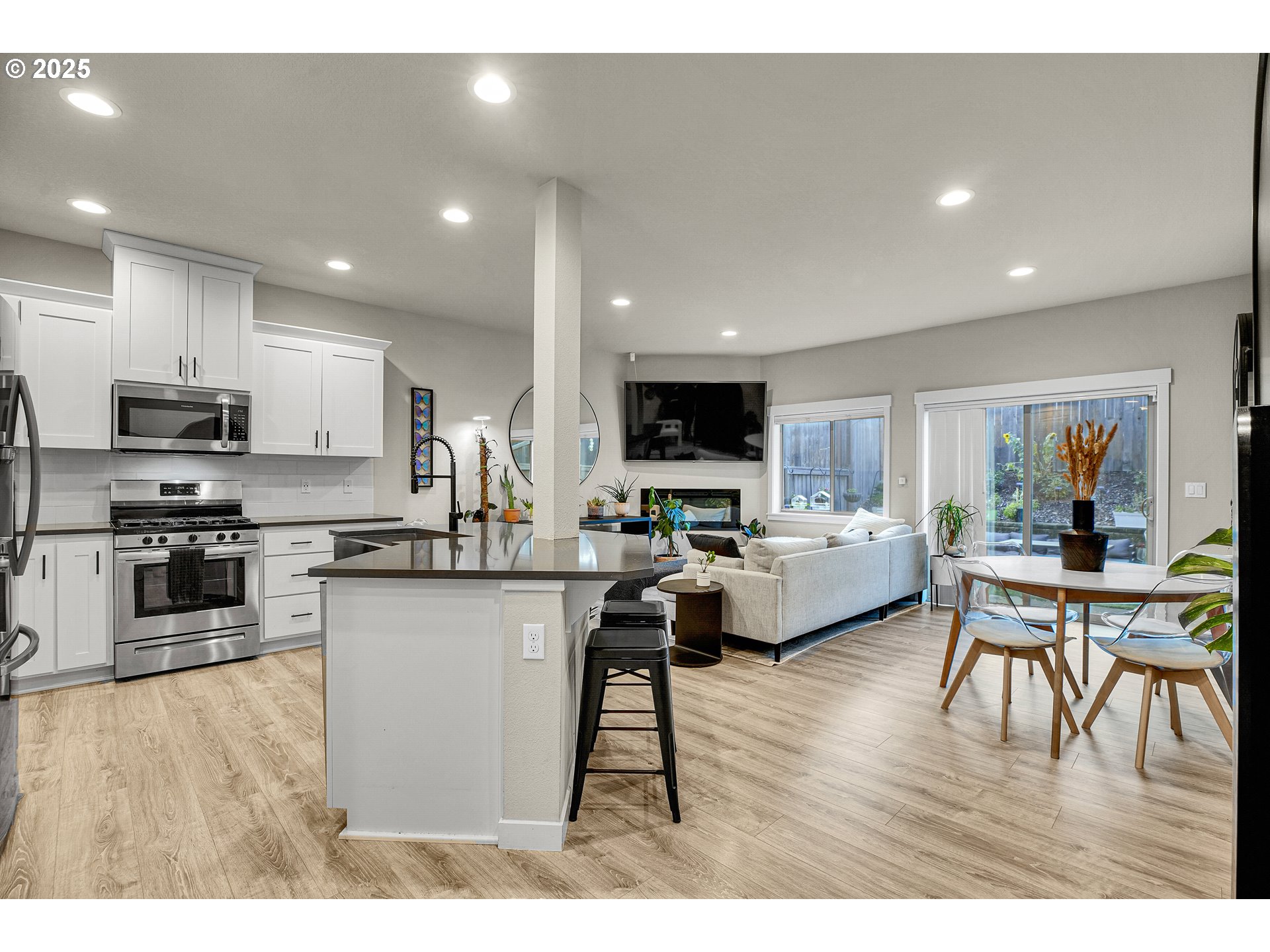 12467 Southeast Water Drop Way Happy Valley, OR 97086 - Photo 10 of 43