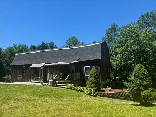 $215,000 | 1136 County Highway, Morris, NY 13808