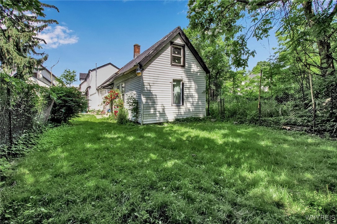 37 Pershing Avenue Buffalo, NY 14211 - Photo 22 of 24