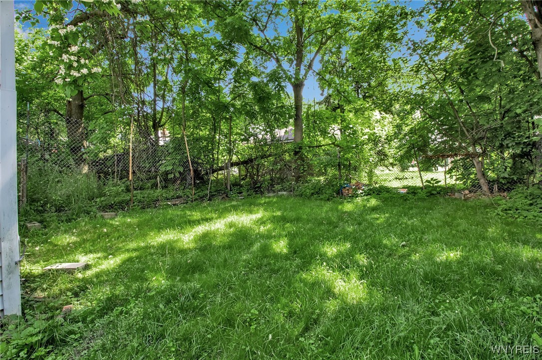 37 Pershing Avenue Buffalo, NY 14211 - Photo 24 of 24