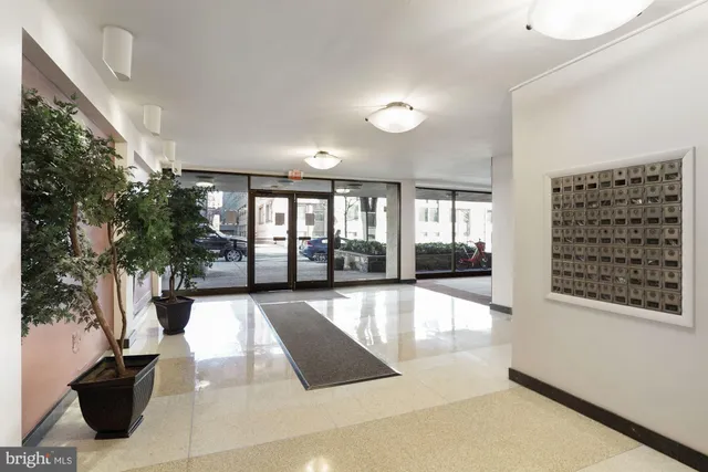 $1,850 | 522 21st Street Northwest, Unit 903, Washington, DC 20037