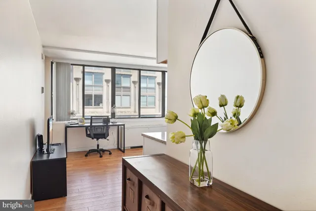 $1,850 | 522 21st Street Northwest, Unit 903, Washington, DC 20037