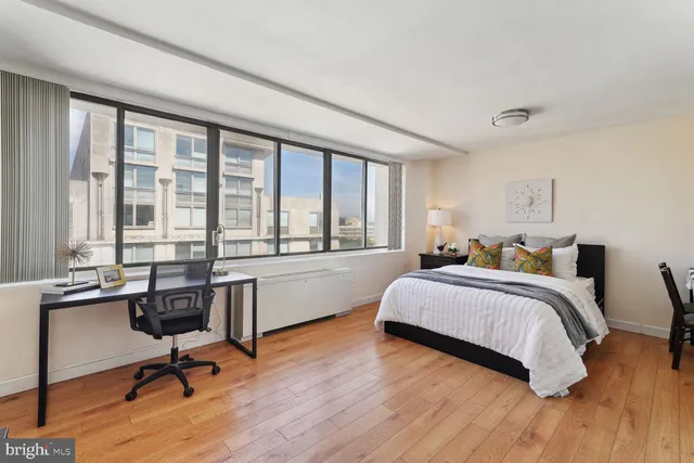 $1,850 | 522 21st Street Northwest, Unit 903, Washington, DC 20037