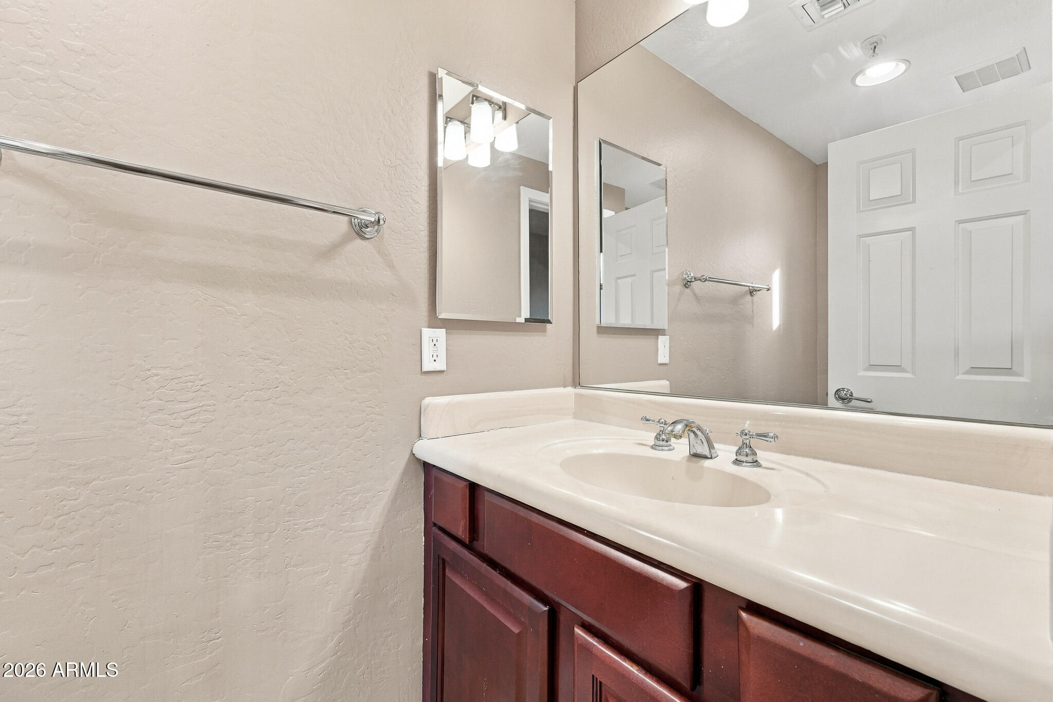 3935 East Rough Rider Road, Unit 1014 Phoenix, AZ 85050 - Photo 13 of 35 Powder Room