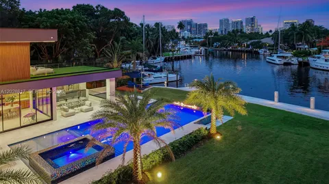 $13,995,000 | 700 Southwest 12th Avenue, Fort Lauderdale, FL 33312
