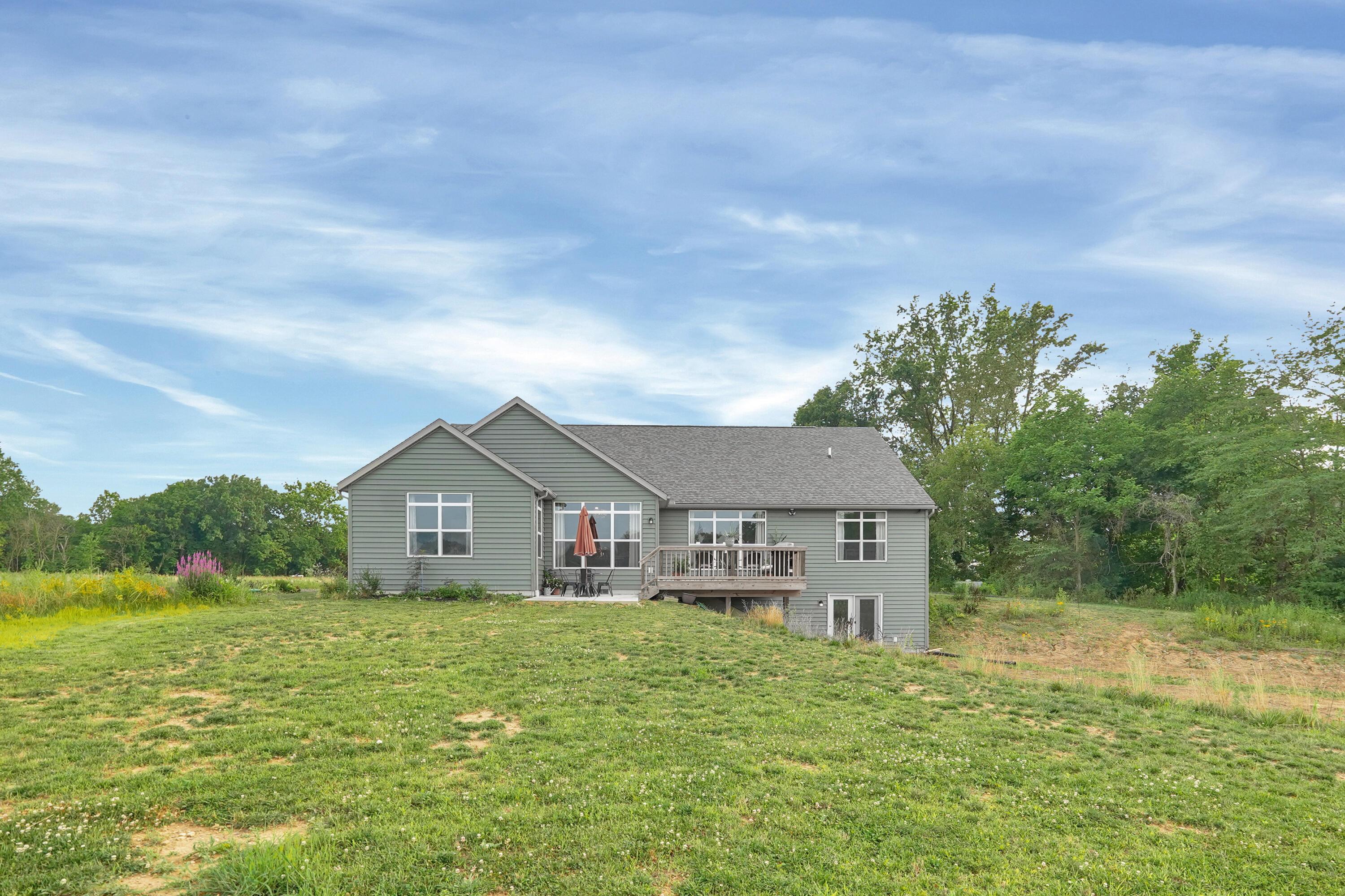582 Dent Road Sunbury, OH 43074 - Photo 36 of 56 back of home