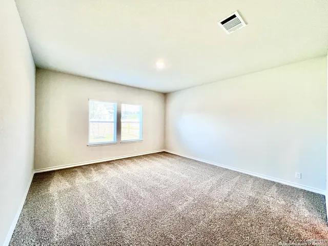 $2,350 | 21050 Gravel Keep, San Antonio, TX 78266