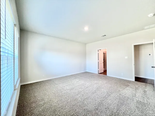 $2,350 | 21050 Gravel Keep, San Antonio, TX 78266