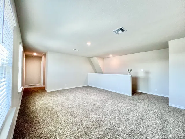 $2,350 | 21050 Gravel Keep, San Antonio, TX 78266