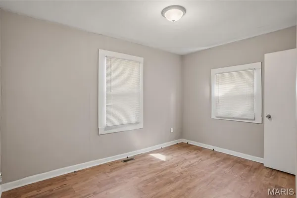 $99,900 | 449 South Dade Avenue, St. Louis, MO 63135