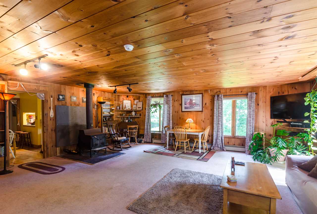 648 Forest Road Lyndeborough, NH 03082 - Photo 5 of 32