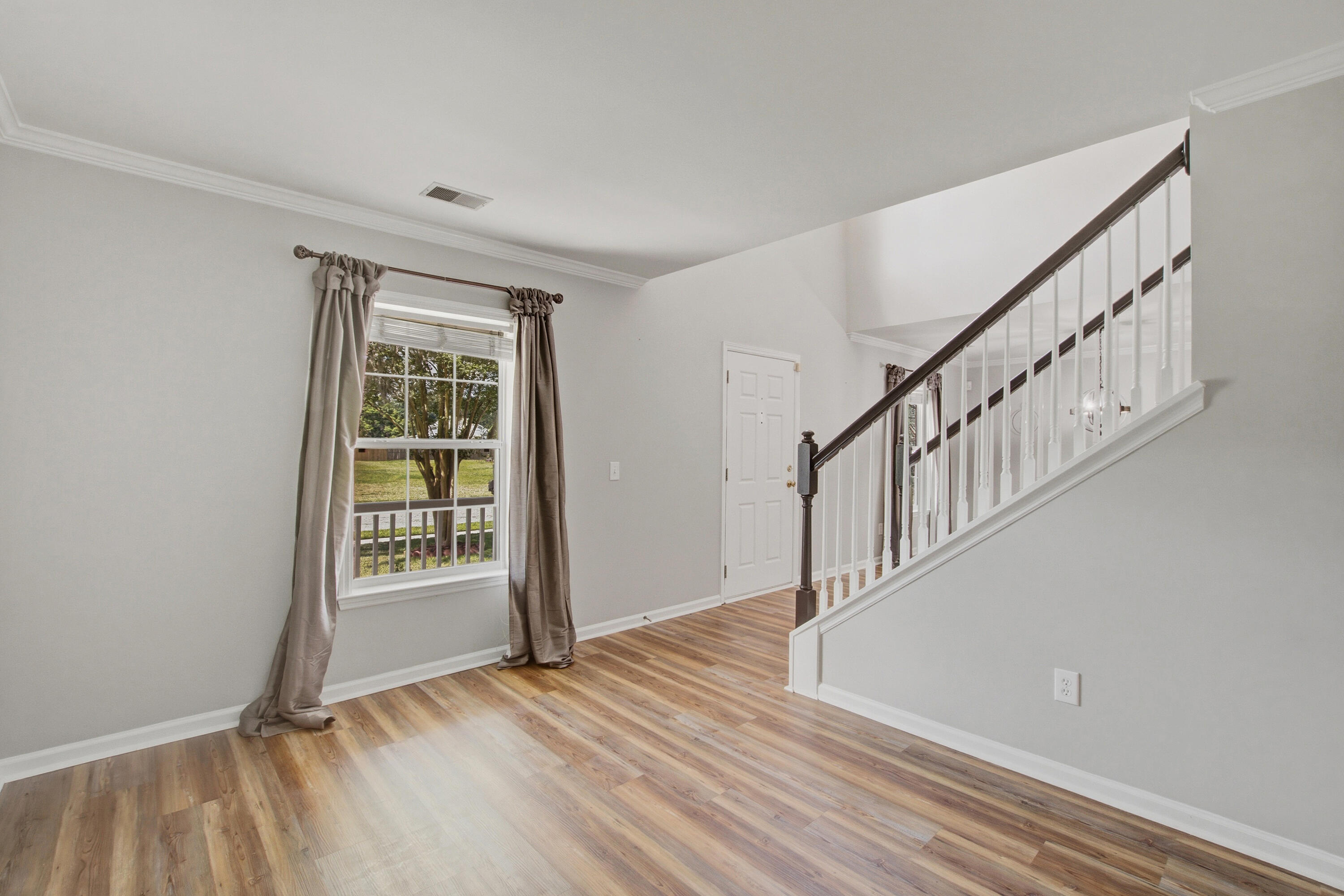 214 Eagle Ridge Road Summerville, SC 29485 - Photo 12 of 57