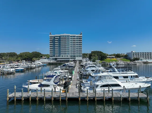 $2,300,000 | 320 Harbor Boulevard, Unit 901, Destin, FL 32541