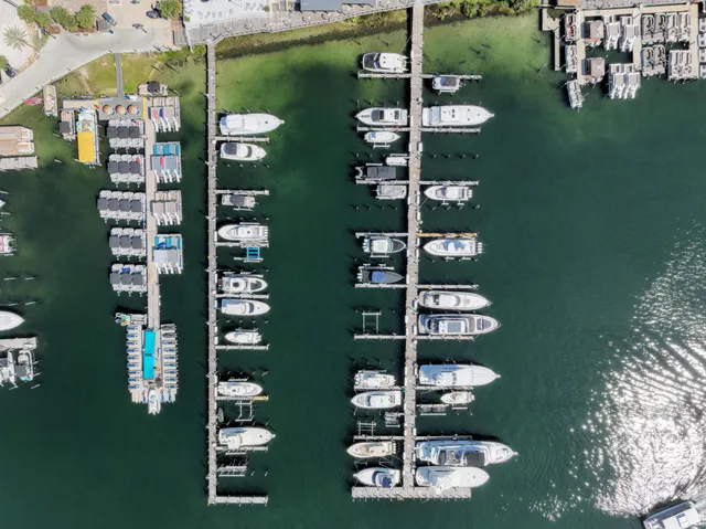 $2,300,000 | 320 Harbor Boulevard, Unit 901, Destin, FL 32541