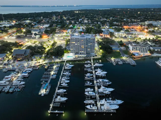 $2,300,000 | 320 Harbor Boulevard, Unit 901, Destin, FL 32541