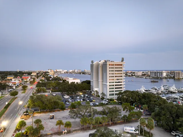 $2,300,000 | 320 Harbor Boulevard, Unit 901, Destin, FL 32541
