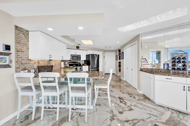 $2,300,000 | 320 Harbor Boulevard, Unit 901, Destin, FL 32541