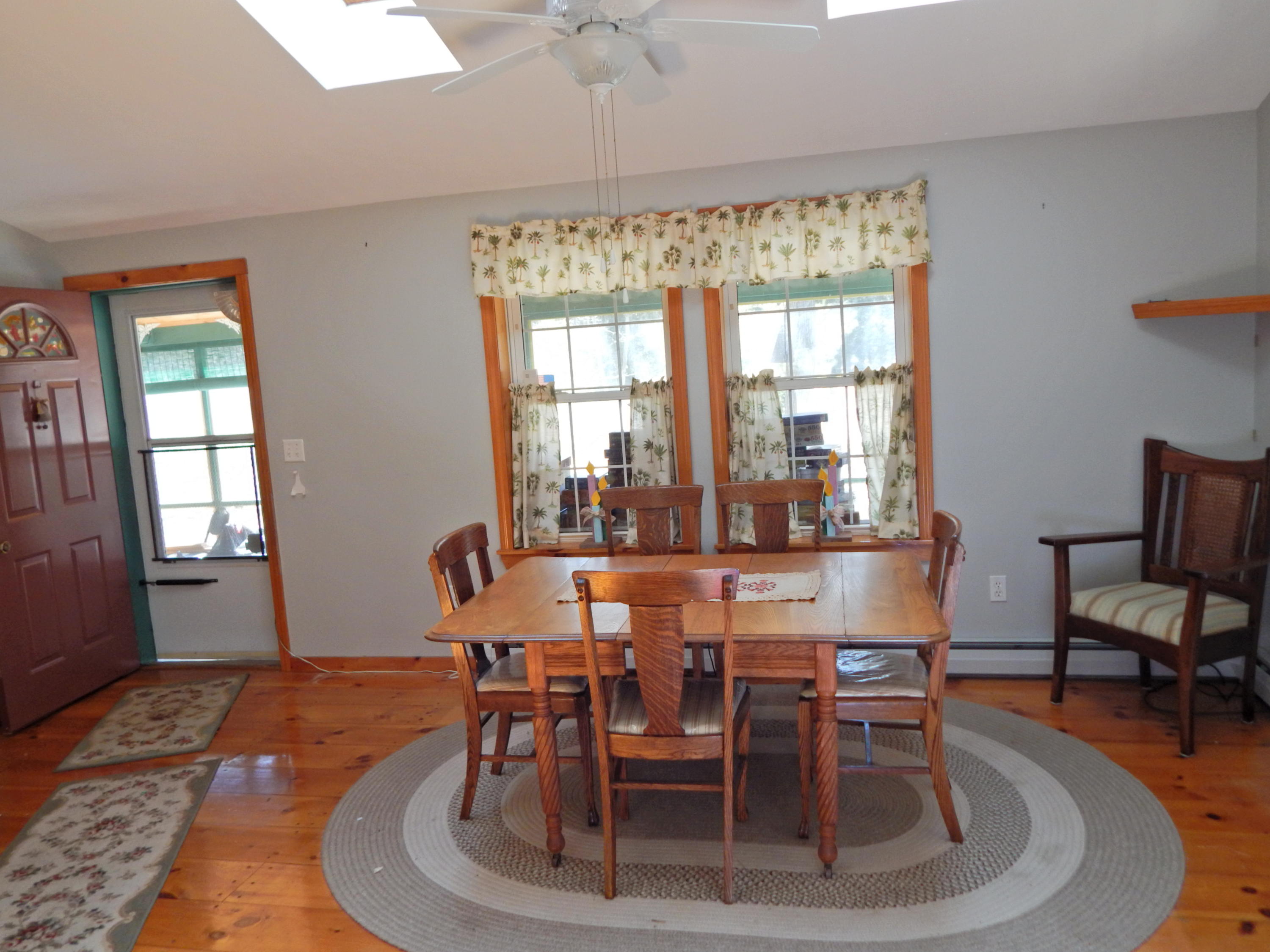 133 Mountain Road Cape Neddick, ME 03902 - Photo 11 of 15 dng8