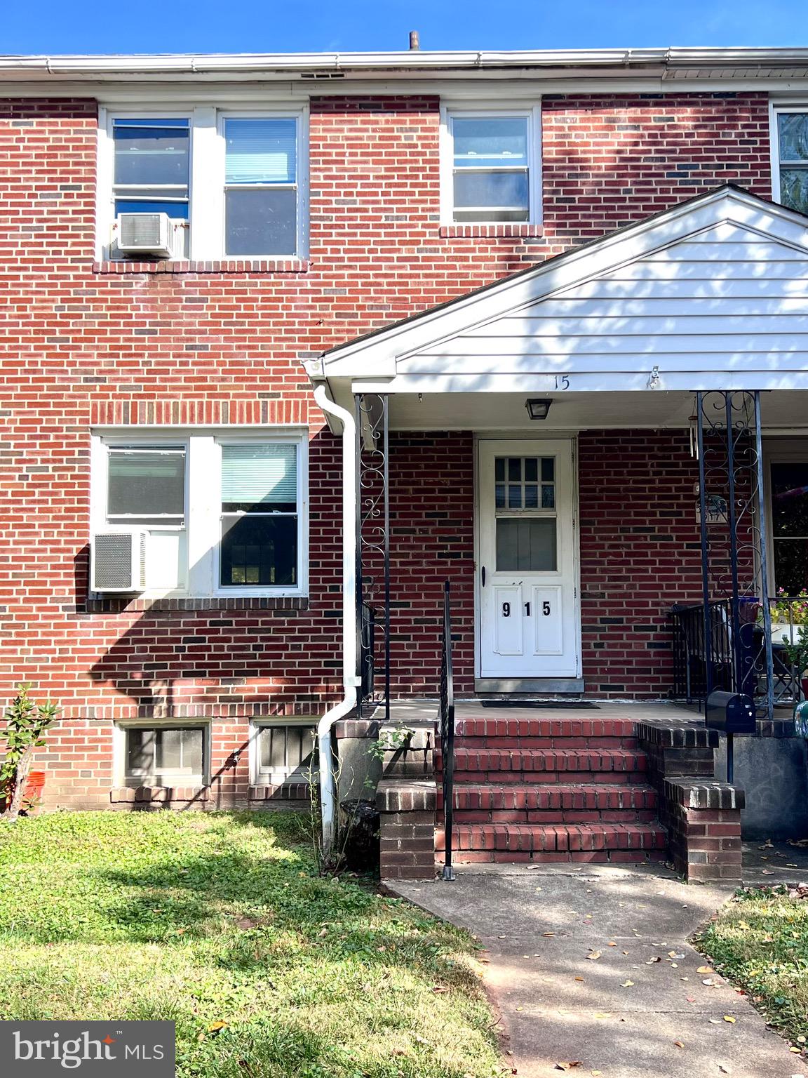 915 Elm Ridge Avenue Baltimore, MD 21229 - Photo 1 of 31 Gallery Image 1