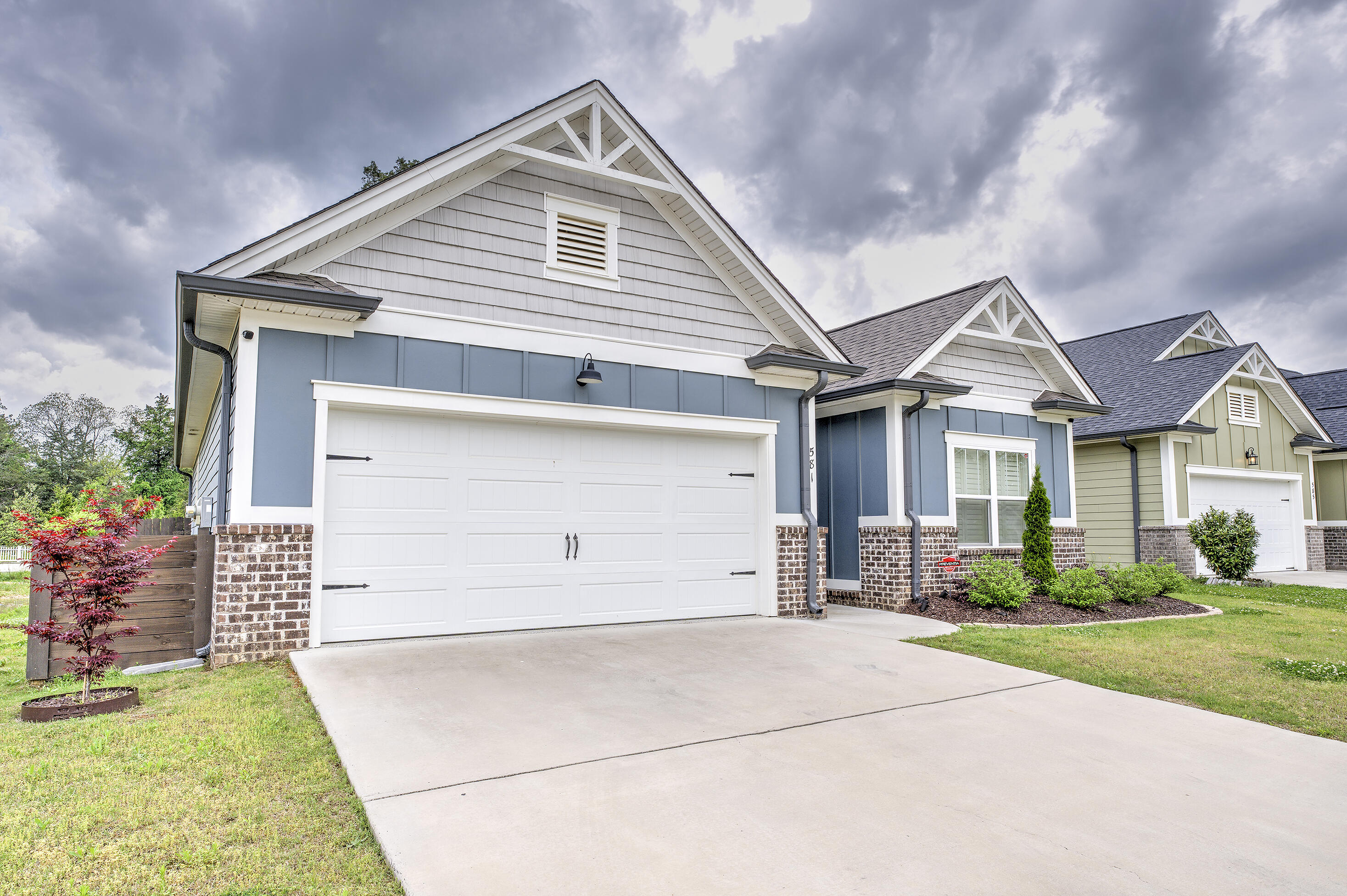 581 Double Play Drive Chattanooga, TN 37421 - Photo 2 of 30 1. Exterior Front 3