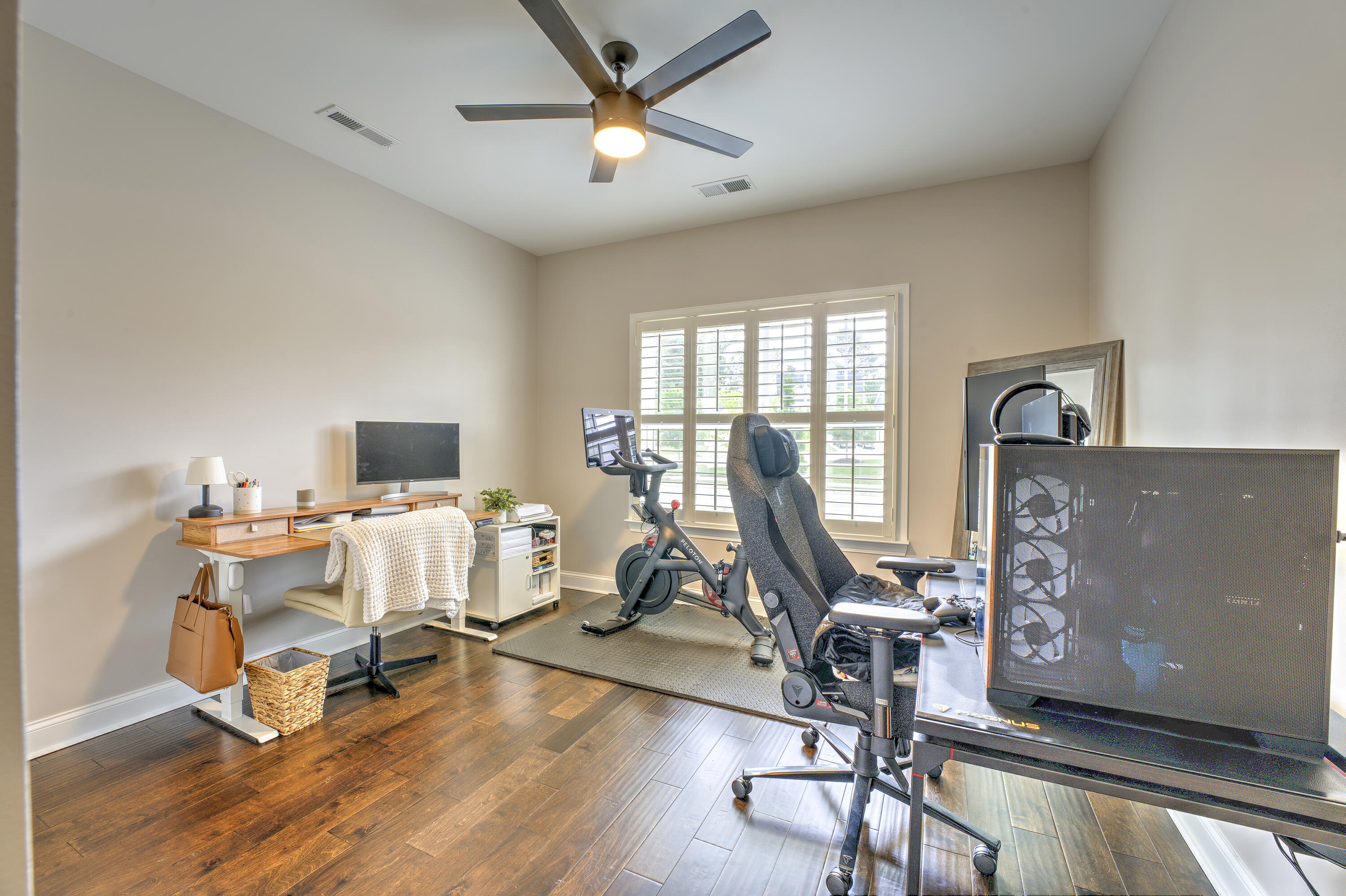581 Double Play Drive Chattanooga, TN 37421 - Photo 7 of 30 3. Guest Bedroom 1