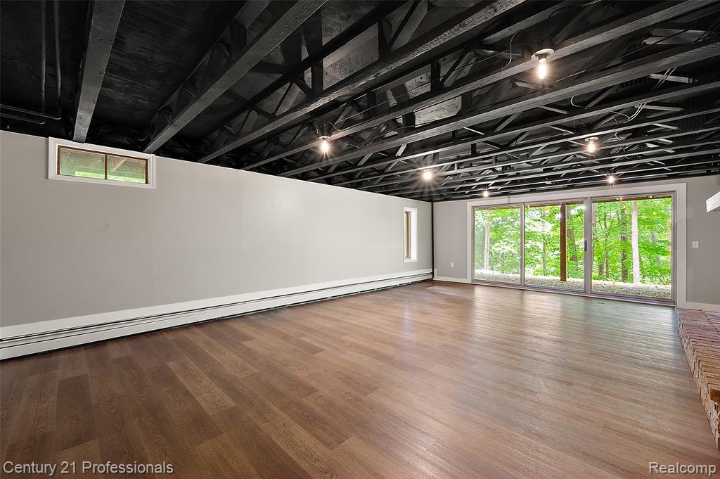 7340 Deer Lake Road Clarkston, MI 48346 - Photo 55 of 63