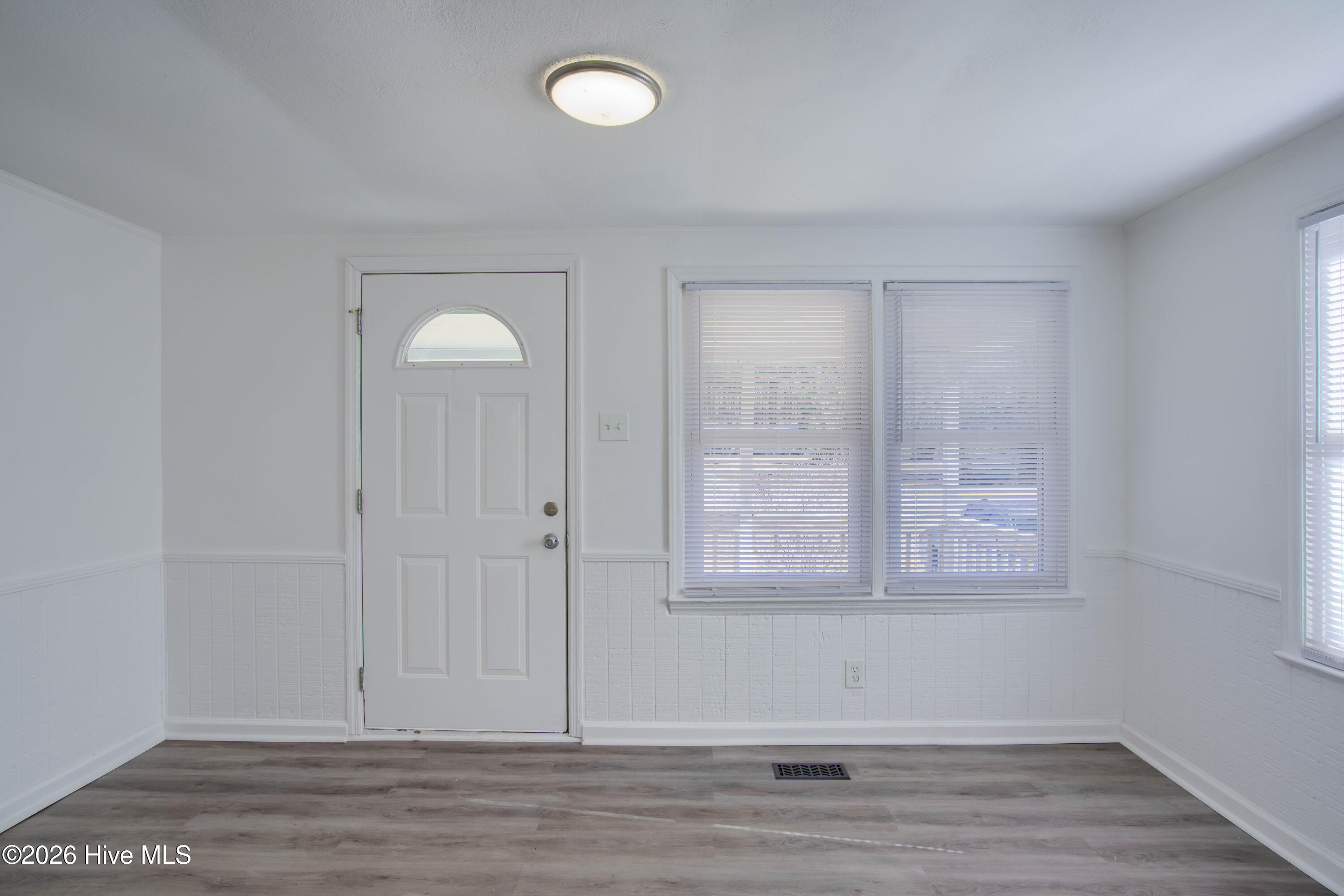 703 Riggs Road Hubert, NC 28539 - Photo 6 of 15 703 Riggs - Interiors - Edited