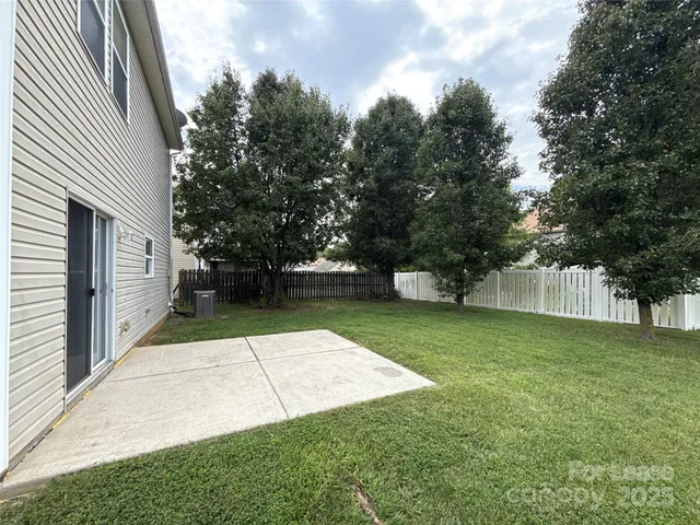 $1,850 | 9402 Darwick Street, Charlotte, NC 28216