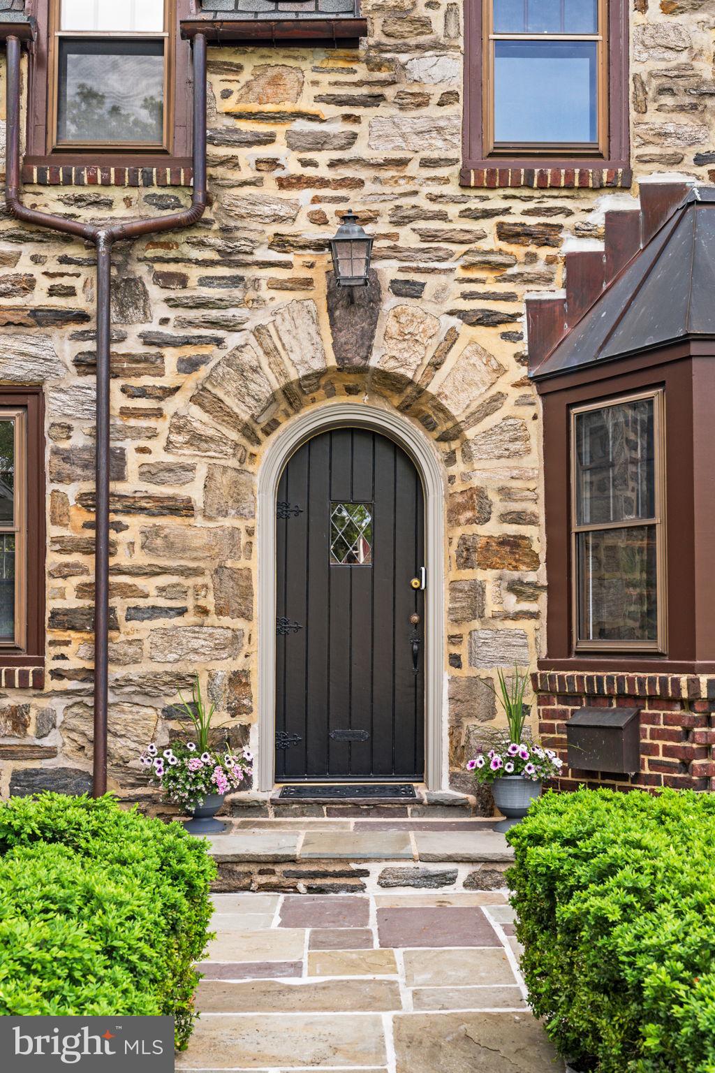 1872 Lambert Road Jenkintown, PA 19046 - Photo 15 of 115