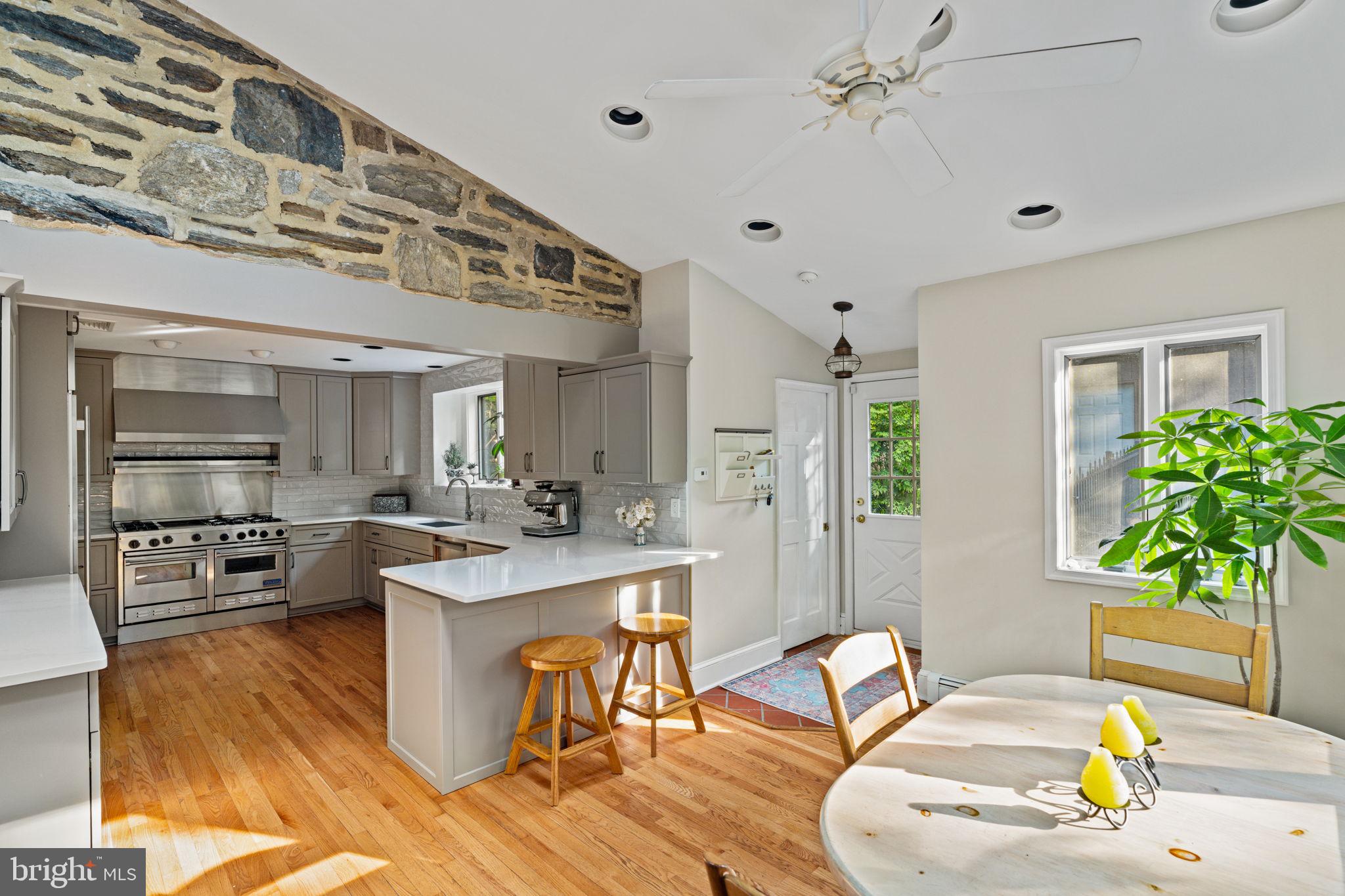 1872 Lambert Road Jenkintown, PA 19046 - Photo 3 of 115