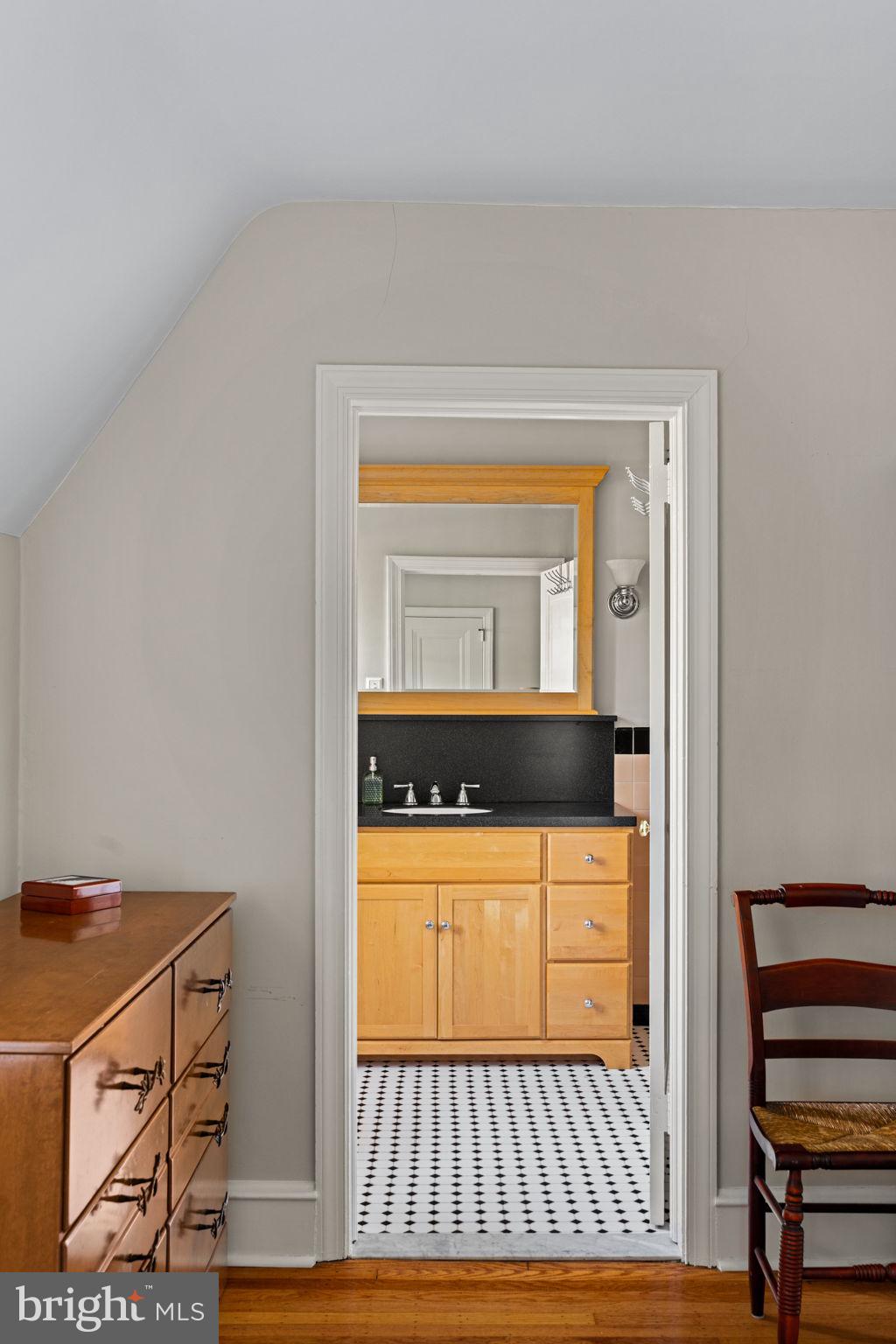 1872 Lambert Road Jenkintown, PA 19046 - Photo 75 of 115