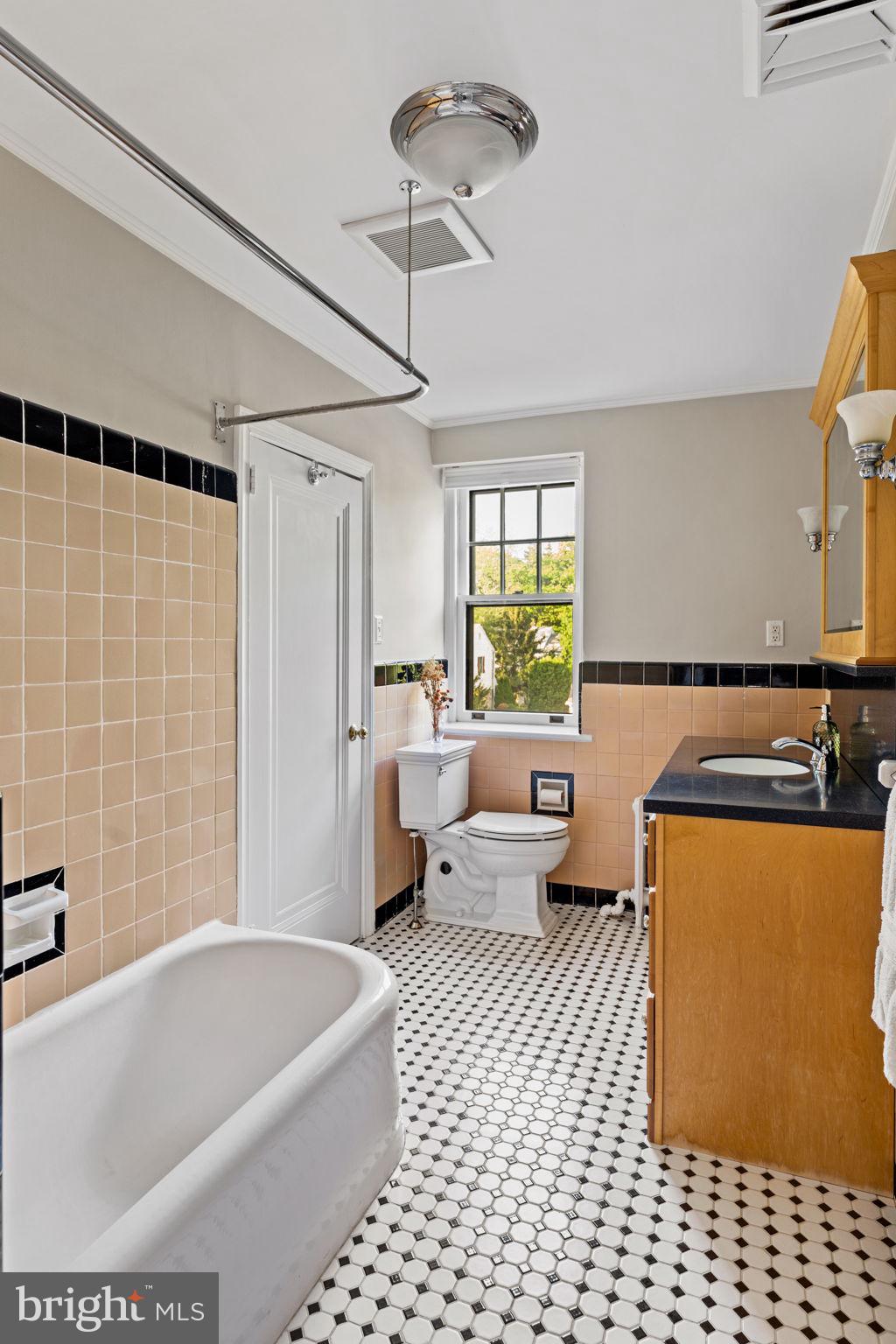 1872 Lambert Road Jenkintown, PA 19046 - Photo 77 of 115