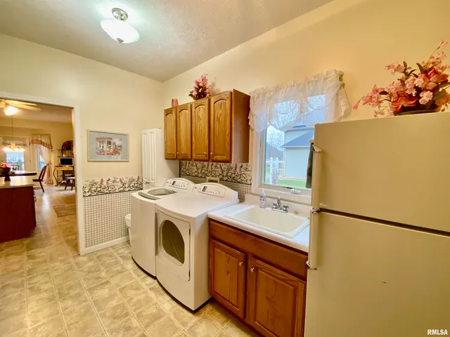 $359,900 | 11103 North Northfield Lane, Dunlap, IL 61525