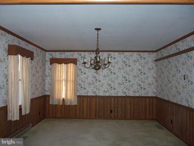 1430 Town Point Road Cambridge, MD 21613 - Photo 3 of 16 Dining Room