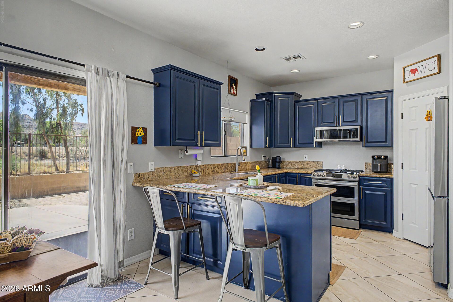 2845 East Fremont Road Phoenix, AZ 85042 - Photo 14 of 43 16 - Fremont