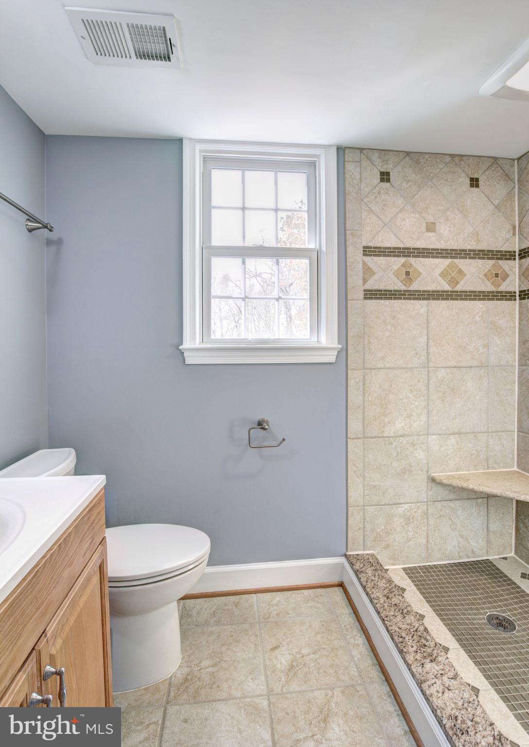 4203 Whitacre Road Fairfax, VA 22032 - Photo 22 of 33 Gallery Image 22