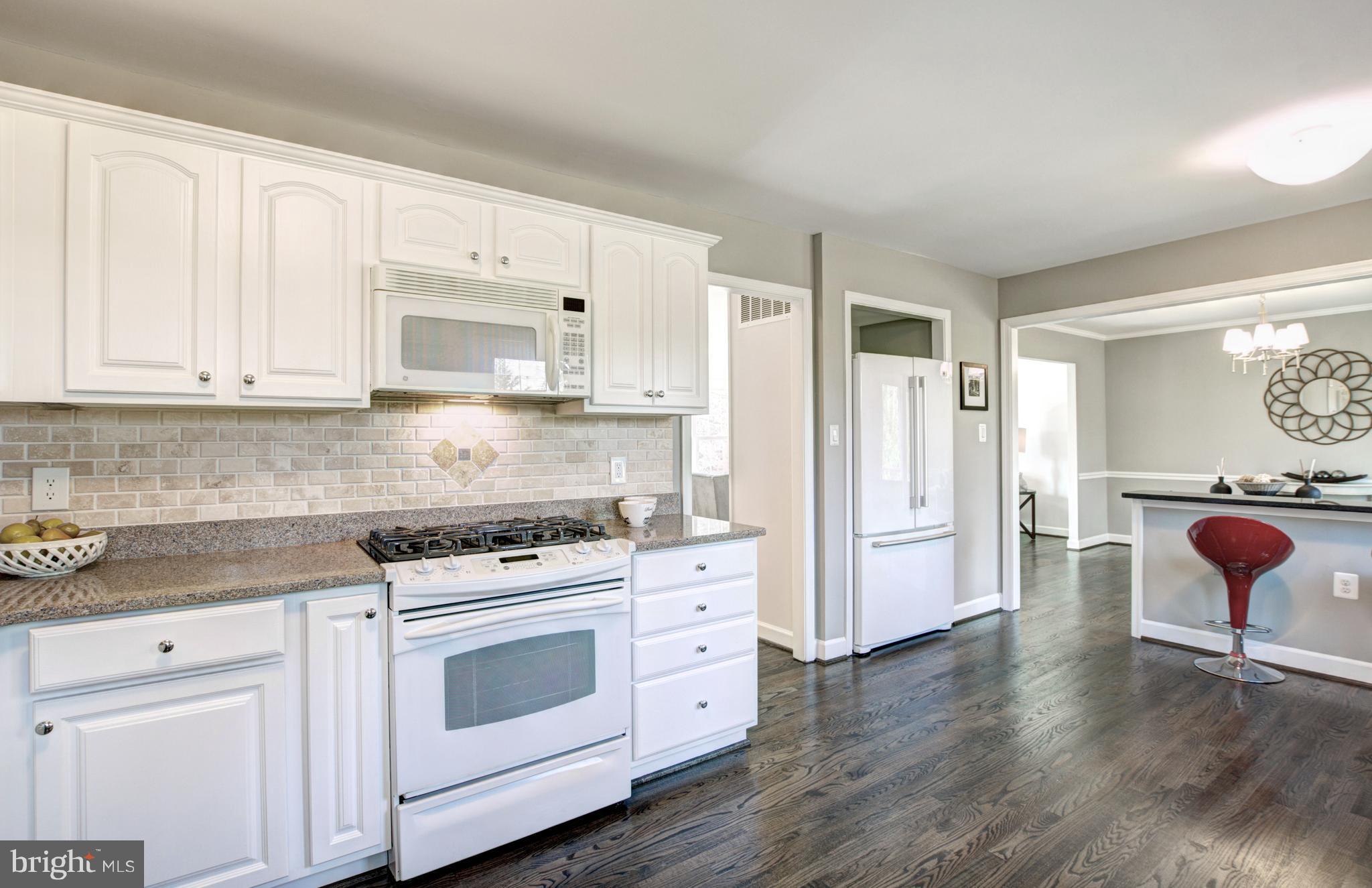 4203 Whitacre Road Fairfax, VA 22032 - Photo 8 of 33 Gallery Image 8