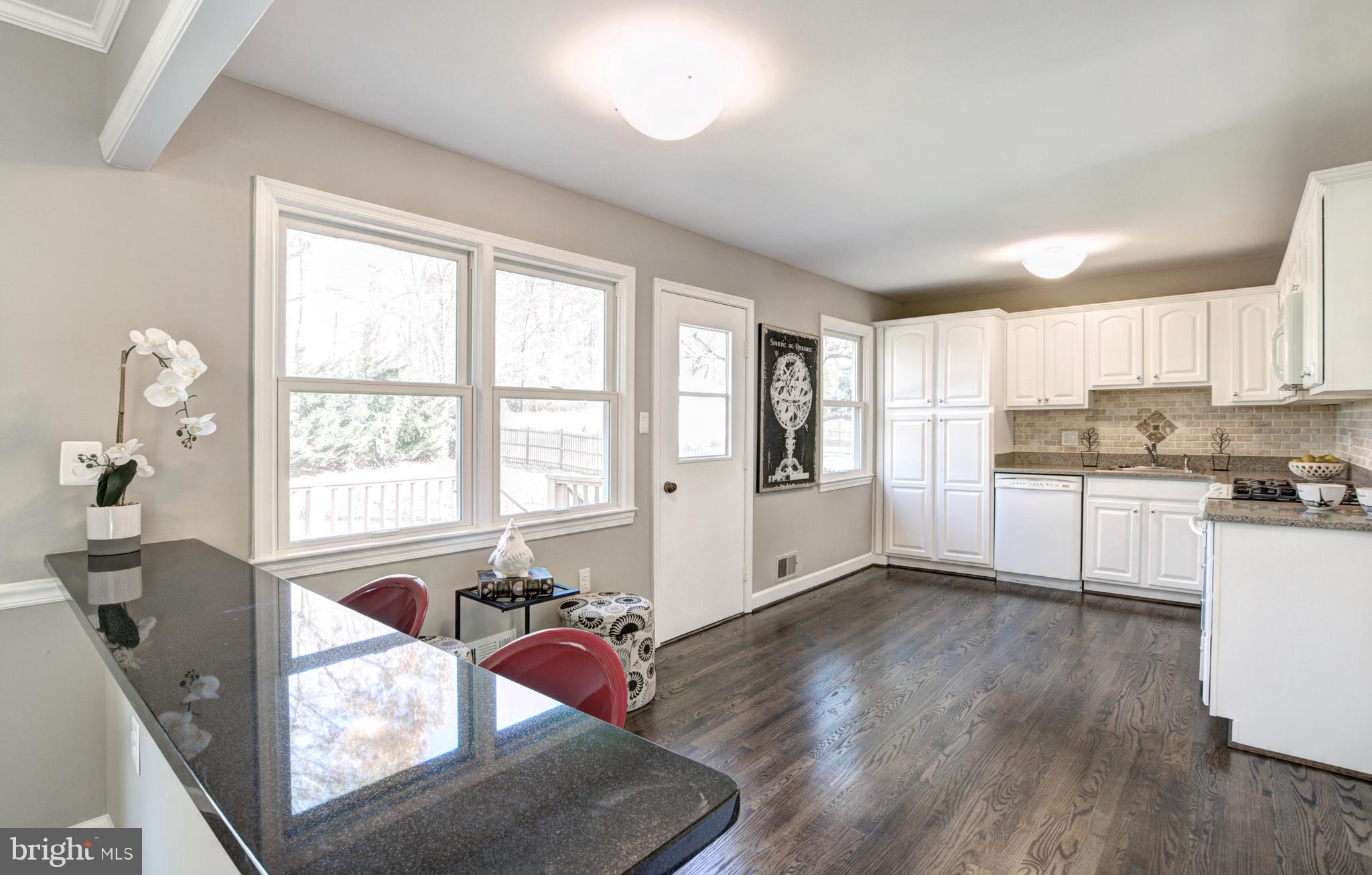 4203 Whitacre Road Fairfax, VA 22032 - Photo 10 of 33 Gallery Image 10