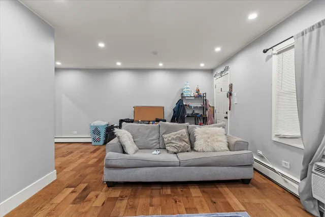 $85,000 | 14501 Keystone Avenue, Unit 8, Midlothian, IL 60445