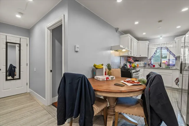 $85,000 | 14501 Keystone Avenue, Unit 8, Midlothian, IL 60445