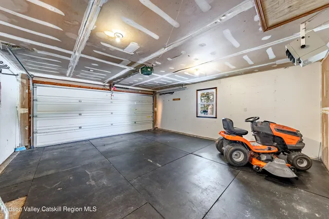 $449,900 | 40 Balmoral Court, Valatie, NY 12184