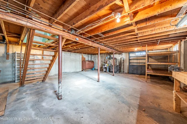 $449,900 | 40 Balmoral Court, Valatie, NY 12184