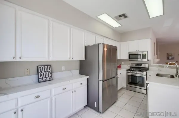 $920,000 | 11865 Spruce Run Drive, Unit C, San Diego, CA 92131