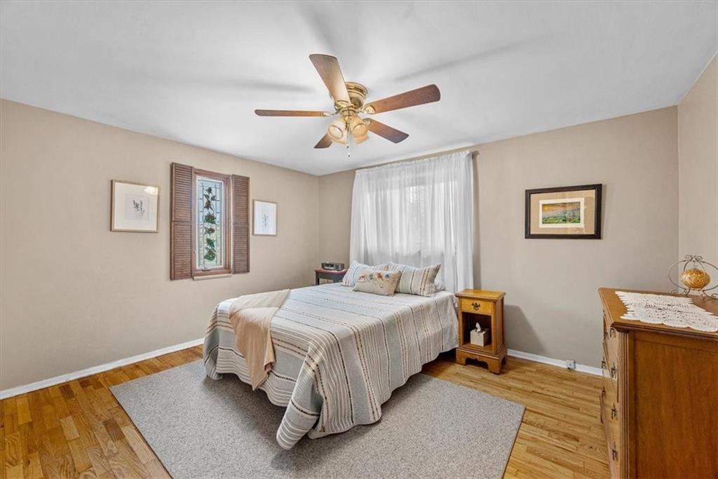 5090 Grove Road Pittsburgh, PA 15236 - Photo 16 of 37 Gallery Image 16