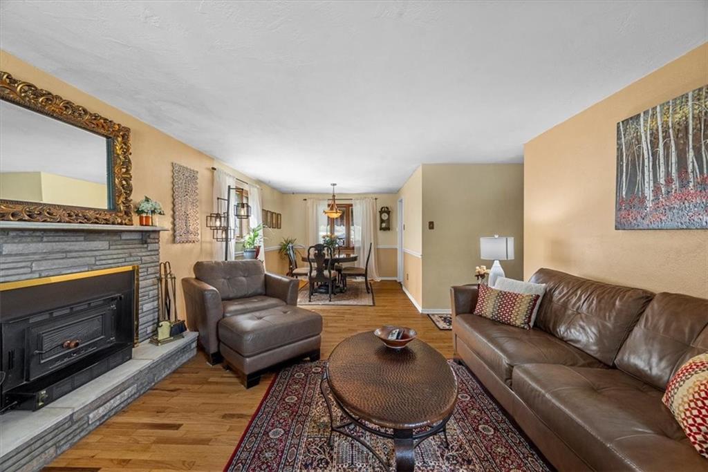 5090 Grove Road Pittsburgh, PA 15236 - Photo 5 of 37 Gallery Image 5