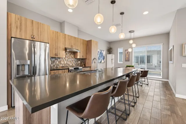 $650,000 | 1717 East Morten Avenue, Unit 38, Phoenix, AZ 85020